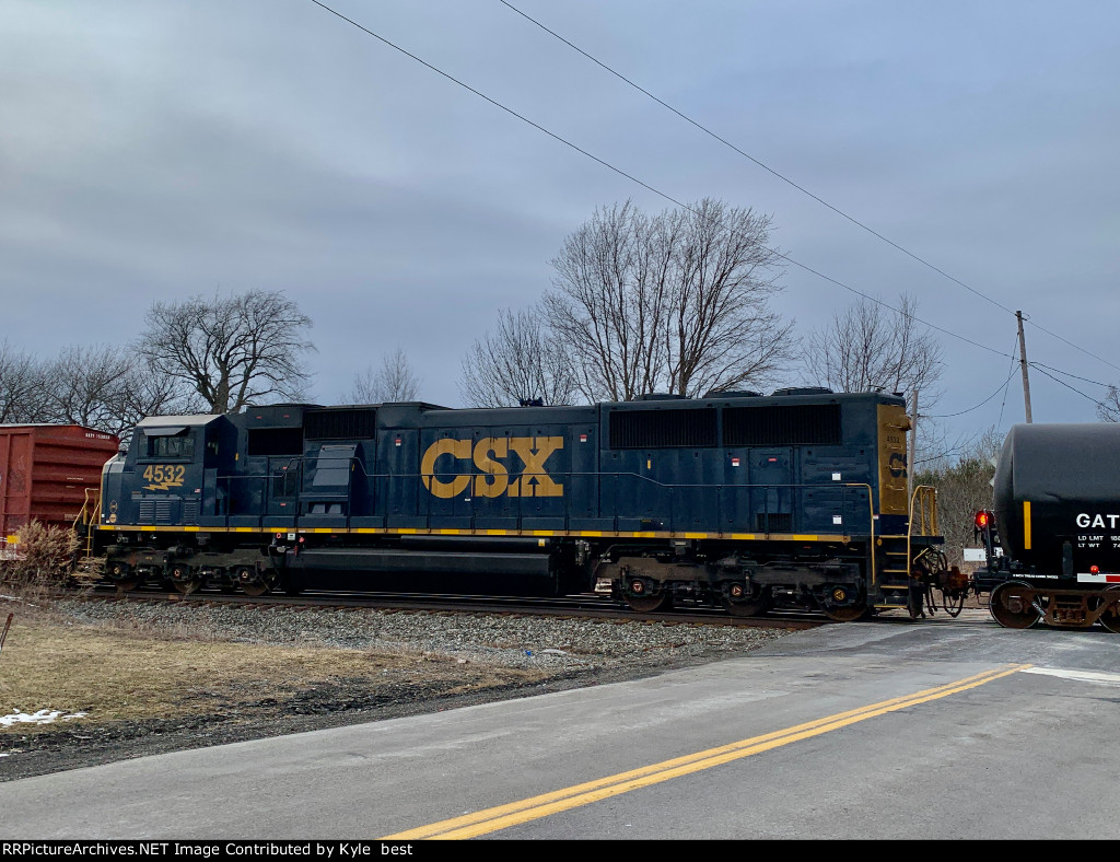 CSX 4532 